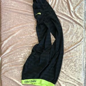 Medium Nike leggings